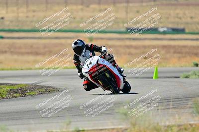 media/Apr-13-2025-TrackXperience (Sun) [[fb1ef998a6]]/Level 2 (Intermediate)/Turn 6 (Session 2)/